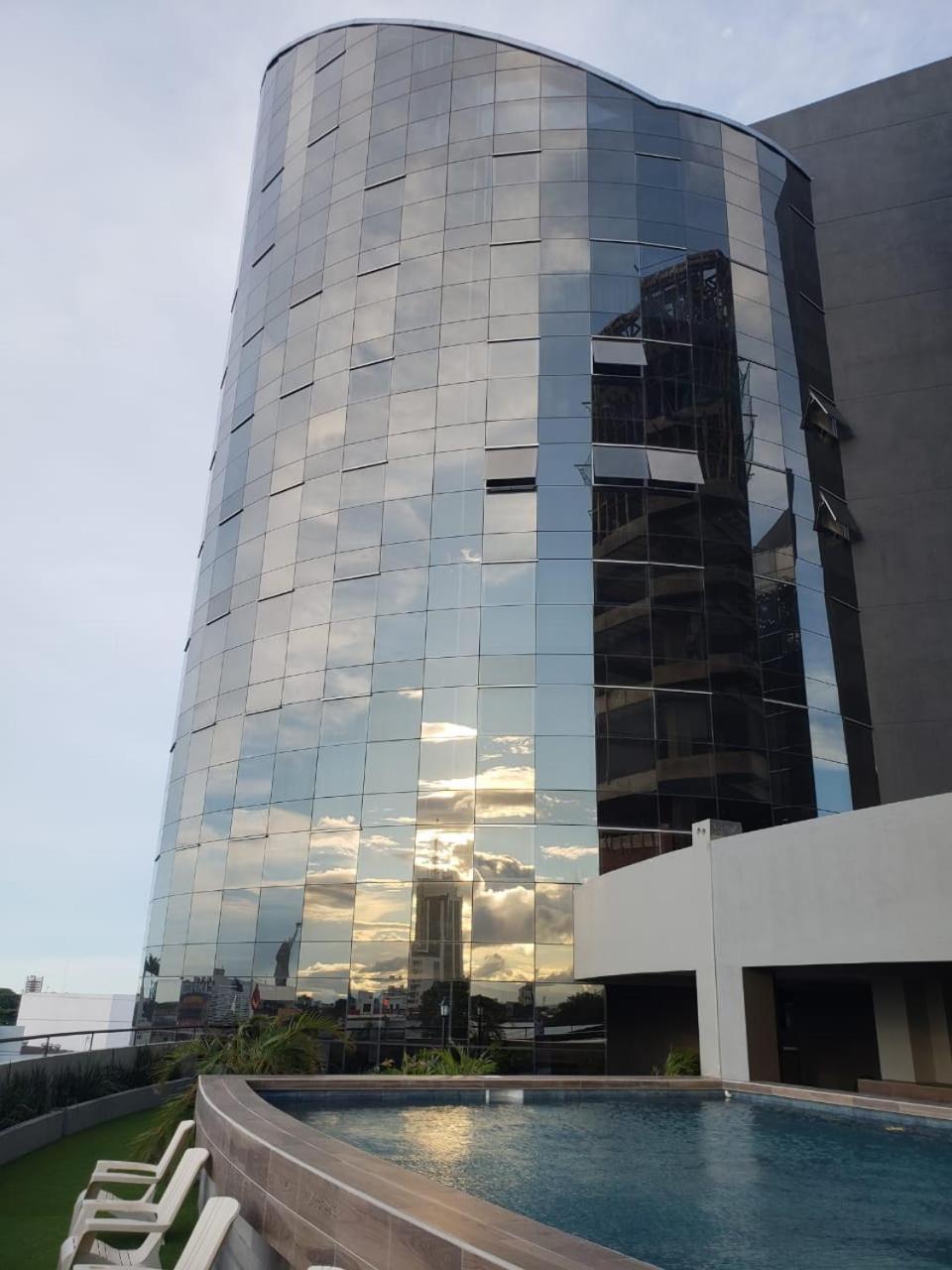Torres Evolution Apartment Santa Cruz de La Sierra Exterior photo